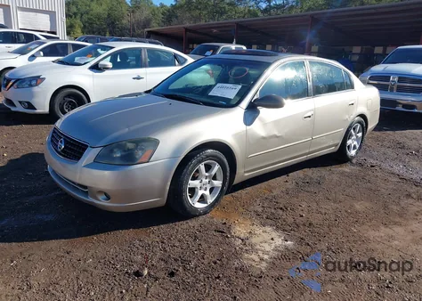 2006 Nissan Altima 2.5 S from USA, damaged, VIN 1N4AL11D26N446820